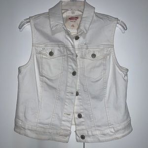 White denim vest in NEW condition!